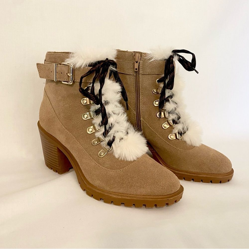 Nine West Tan Suede Ankle Boots with Faux Fur Trim size 7. Real leather.